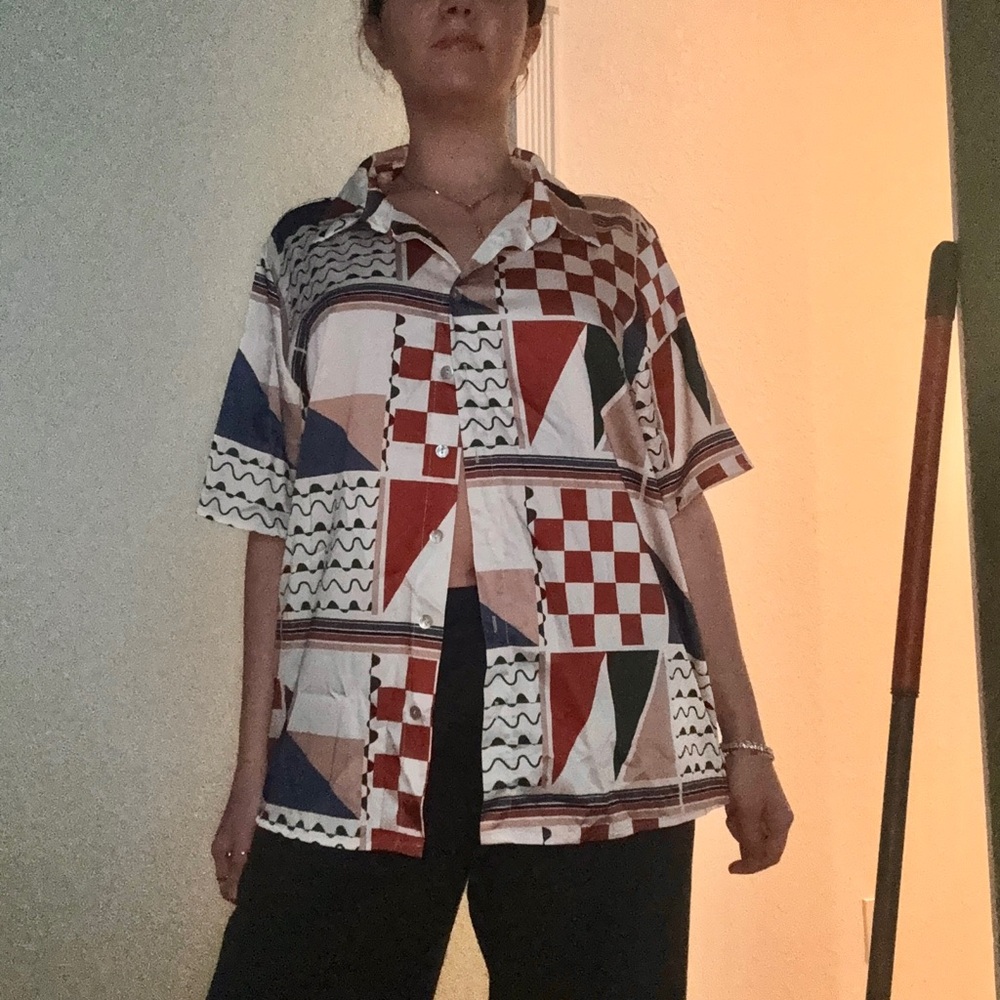 Verge Girl Silky Oversized Printed Button Down- Size 8